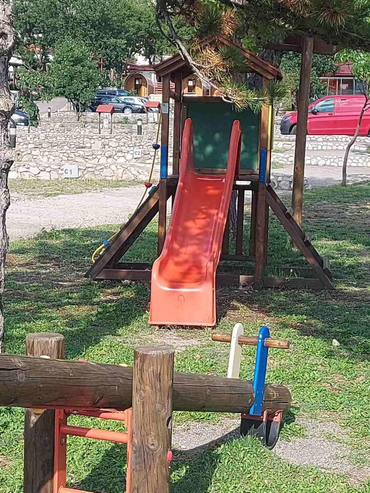 Mobile Home Luna Senj  Εξωτερικό φωτογραφία